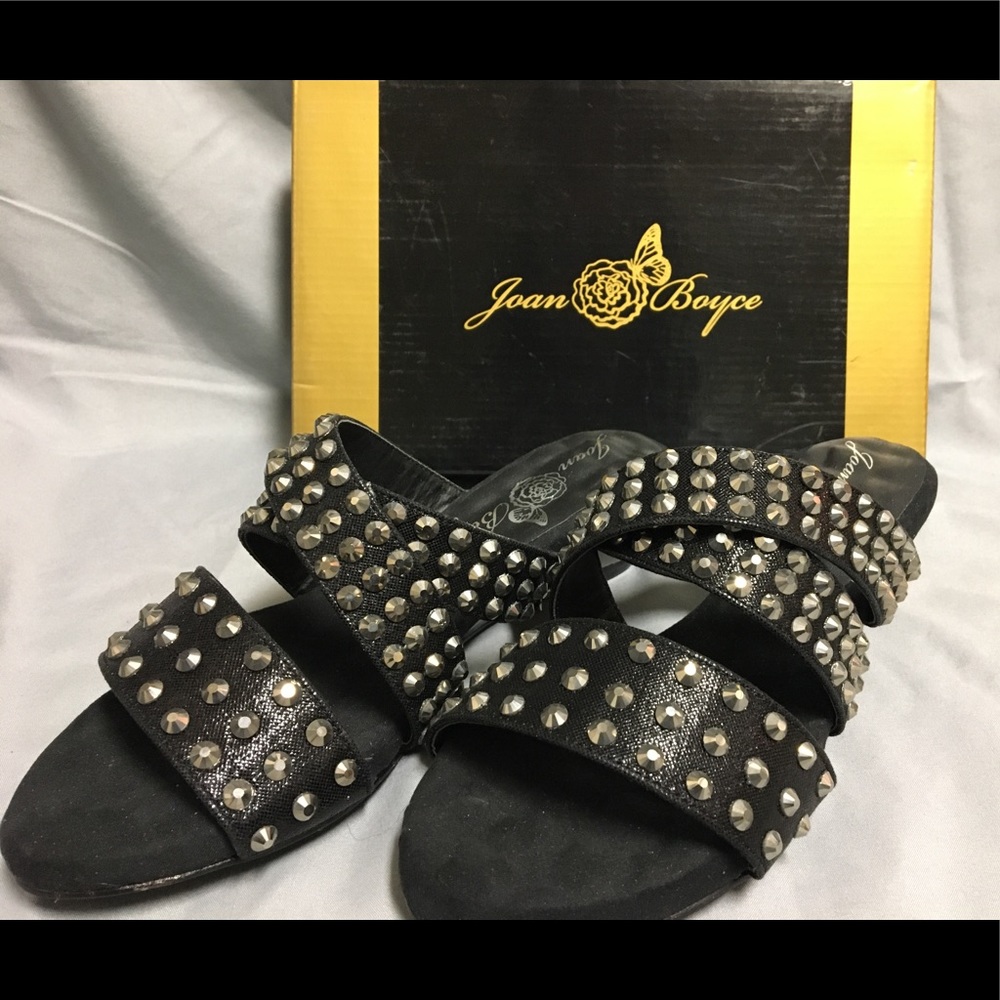 Black shoes